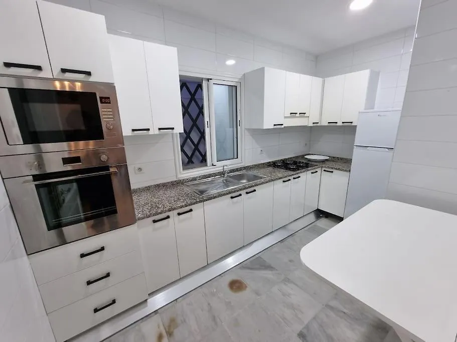 Superbe Appartement Independant A L'Entree De La Marsa Apartment